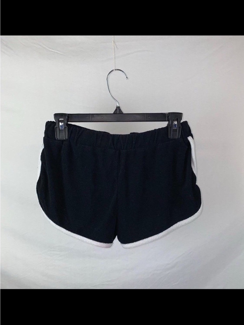 Shorts - Picture 7 of 8